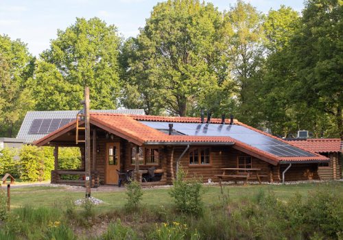 The Lodge en The Base vakantiebungalows Overijssel