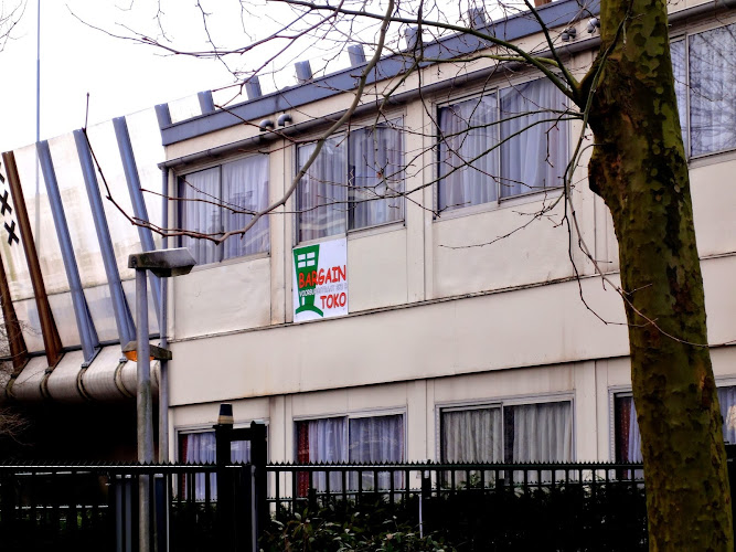 Budget Hostel Bargain Toko