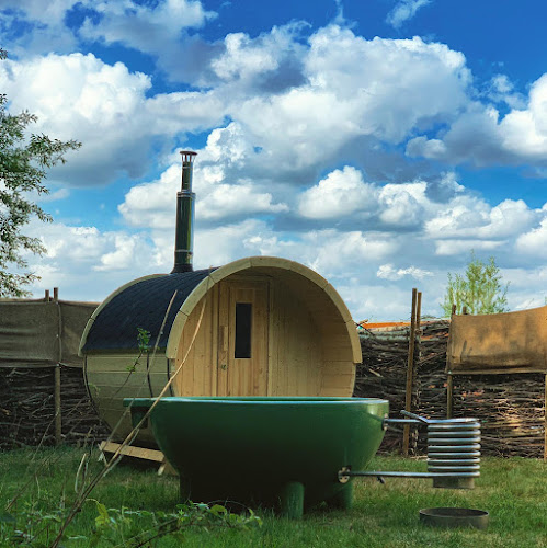 For-rest Glamp het natuurhotel voor de gestrande wereldreiziger