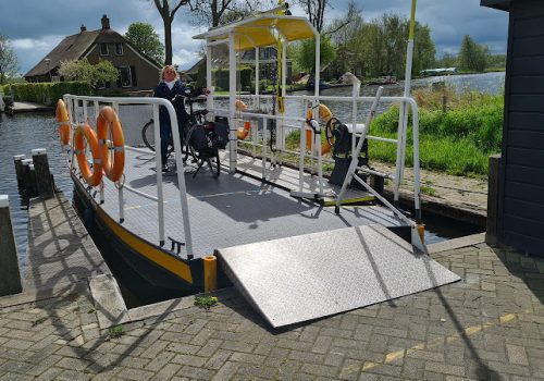 Tussen De Diepen