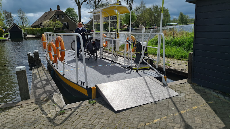 Tussen De Diepen