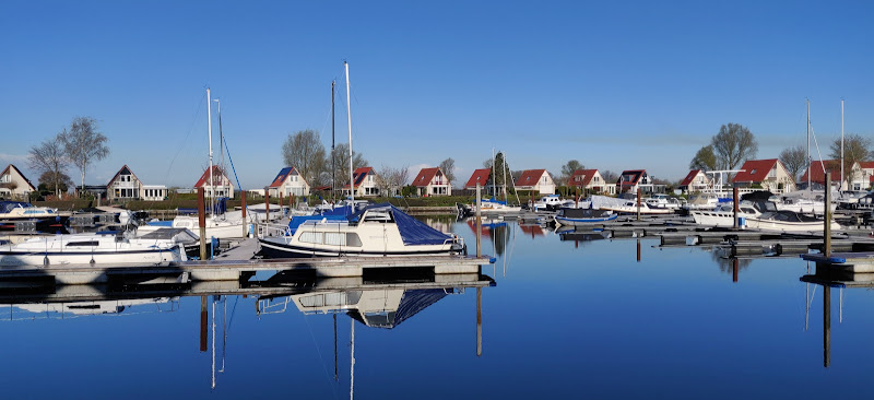 Jachthaven "de Molenwaard"
